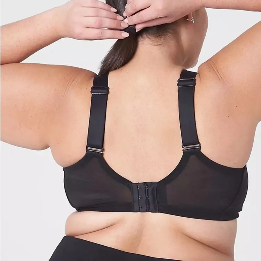 Livi Active Molded No Wire Sports Bra 46 DD